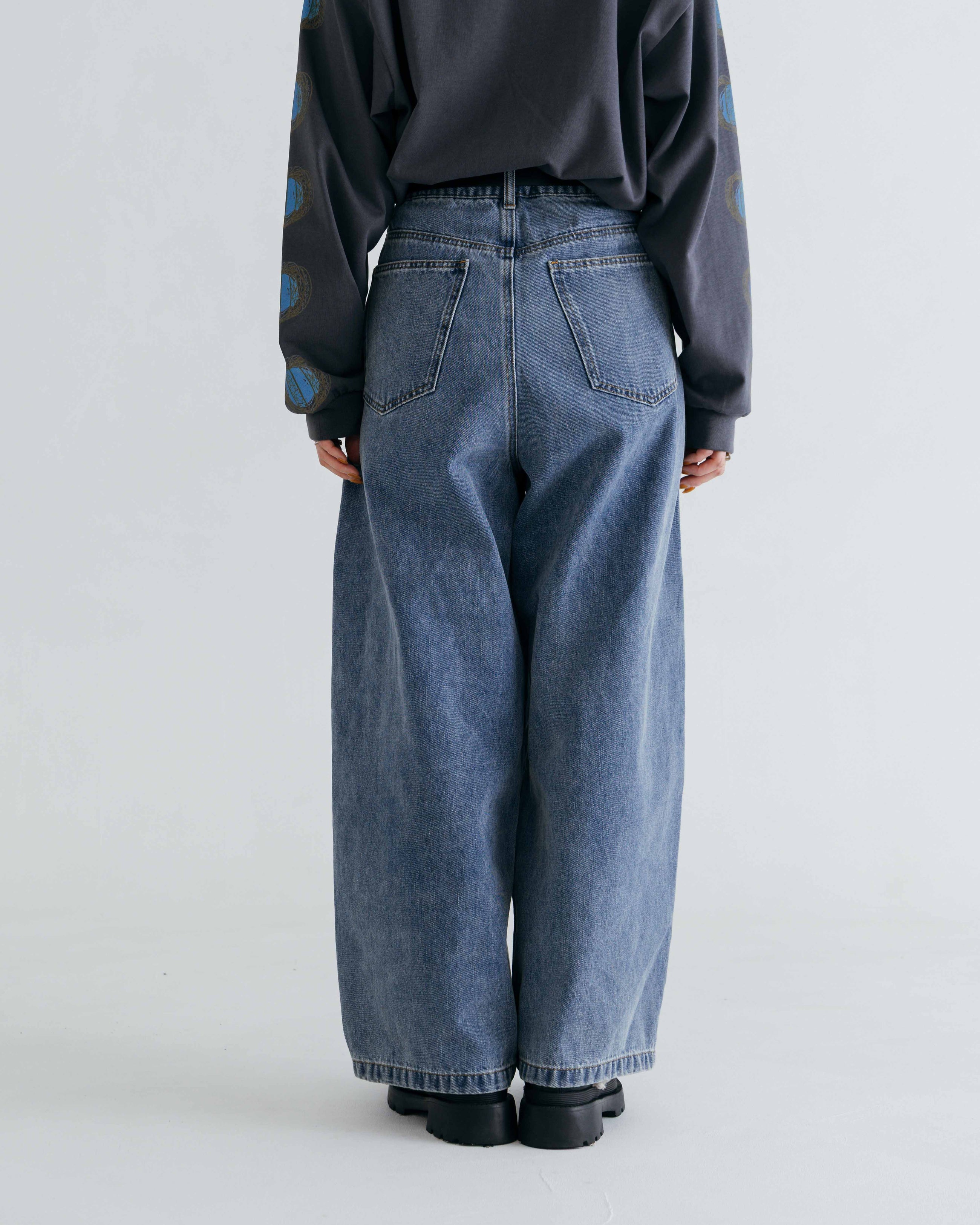 Tack Wide Denim Pants