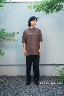 森の蝶 T-shirt（Brown）