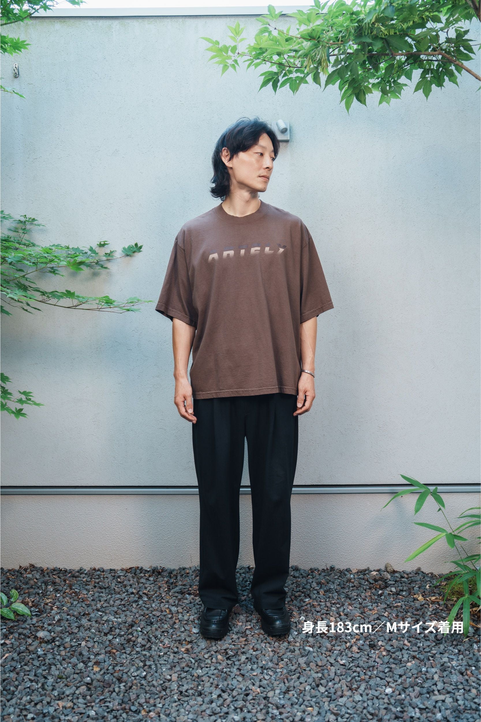 森の蝶 T-shirt（Brown）