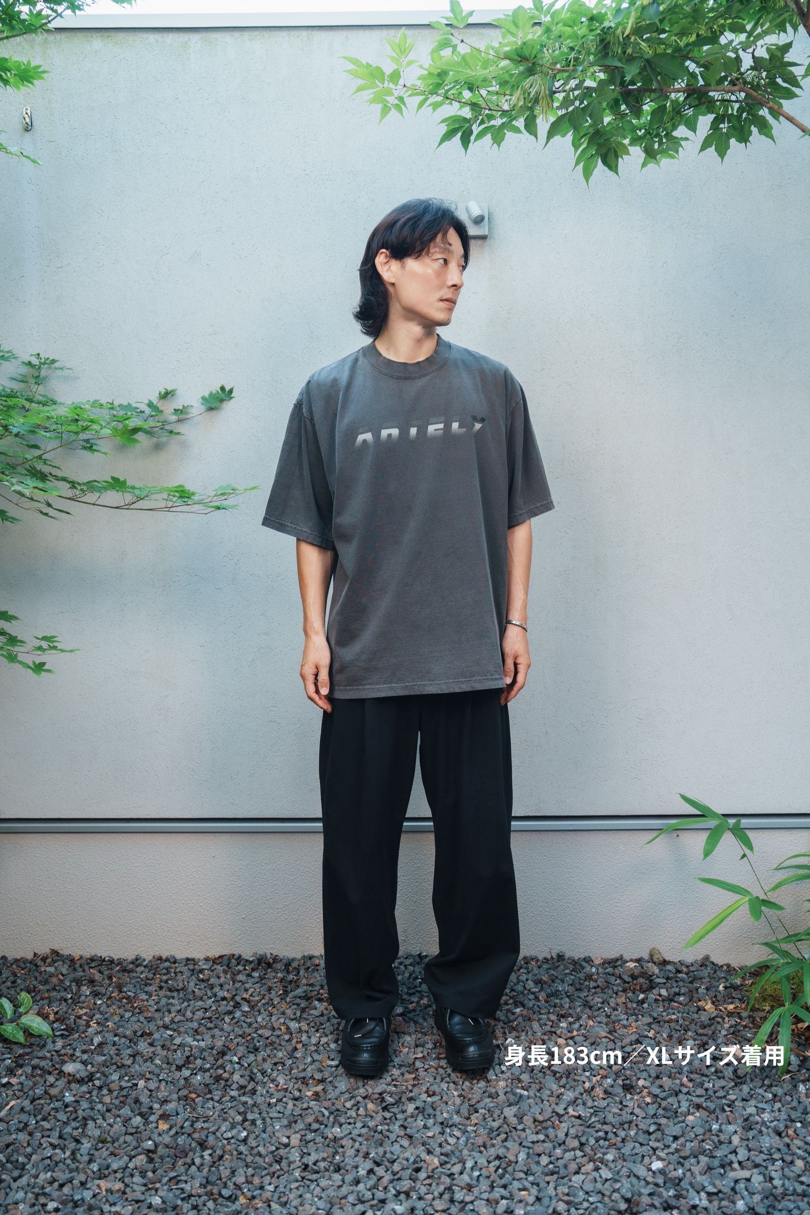 森の蝶 T-shirt（Gray）
