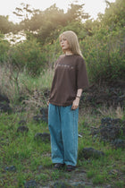 森の蝶 T-shirt（Brown）