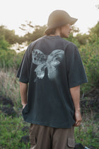 森の蝶 T-shirt（Gray）