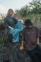 森の蝶 T-shirt（Brown）
