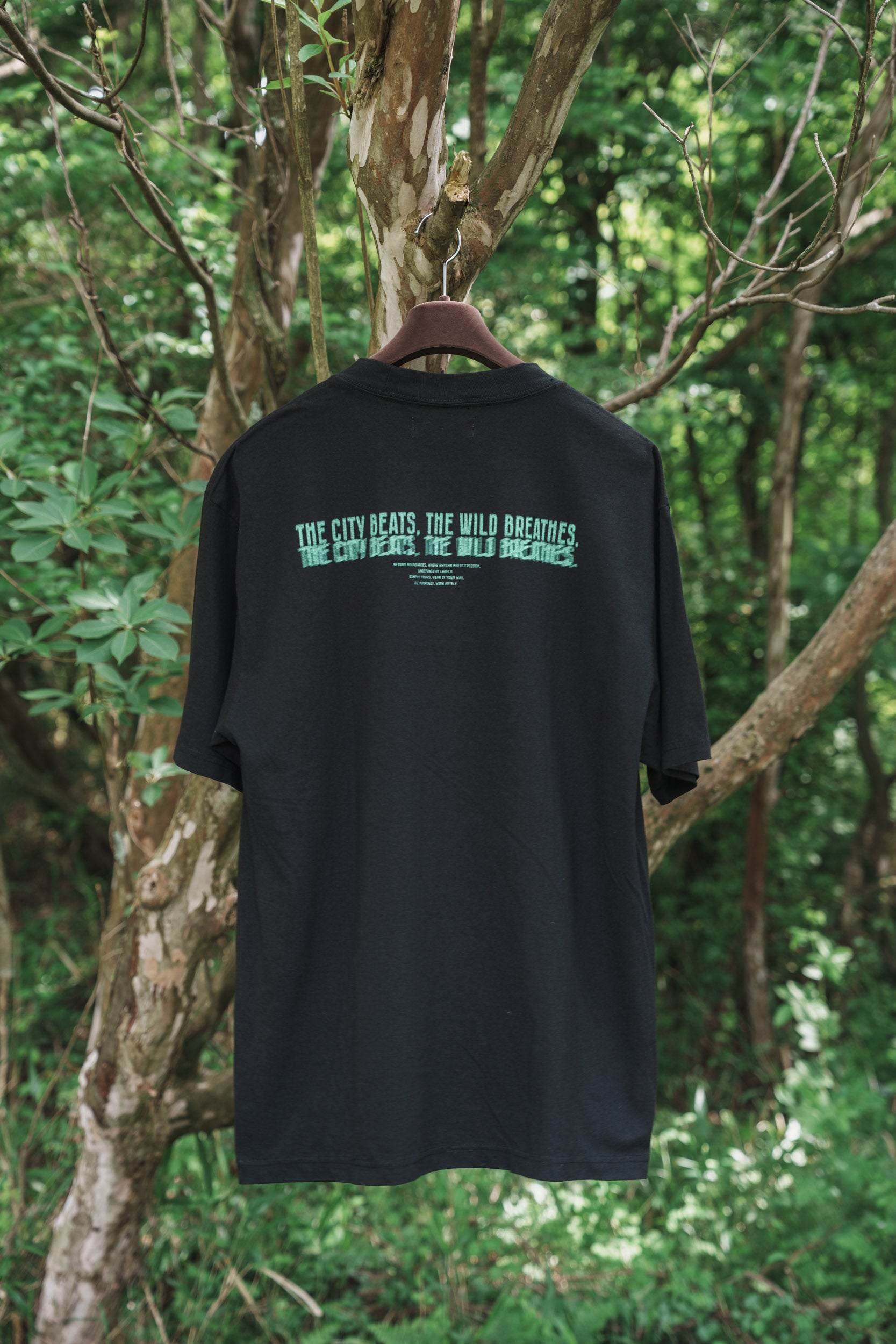 森の苔 T-shirt（Black）