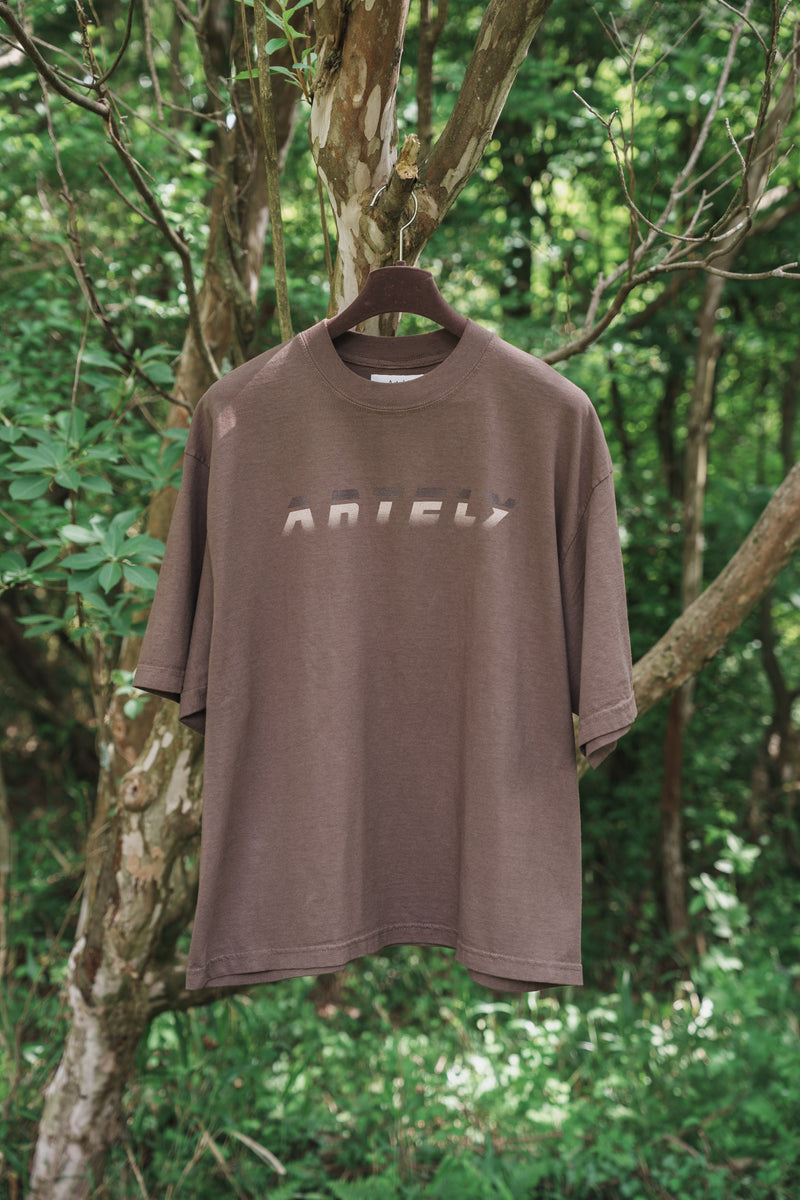 森の蝶 T-shirt（Brown）