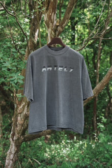 森の蝶 T-shirt（Gray）