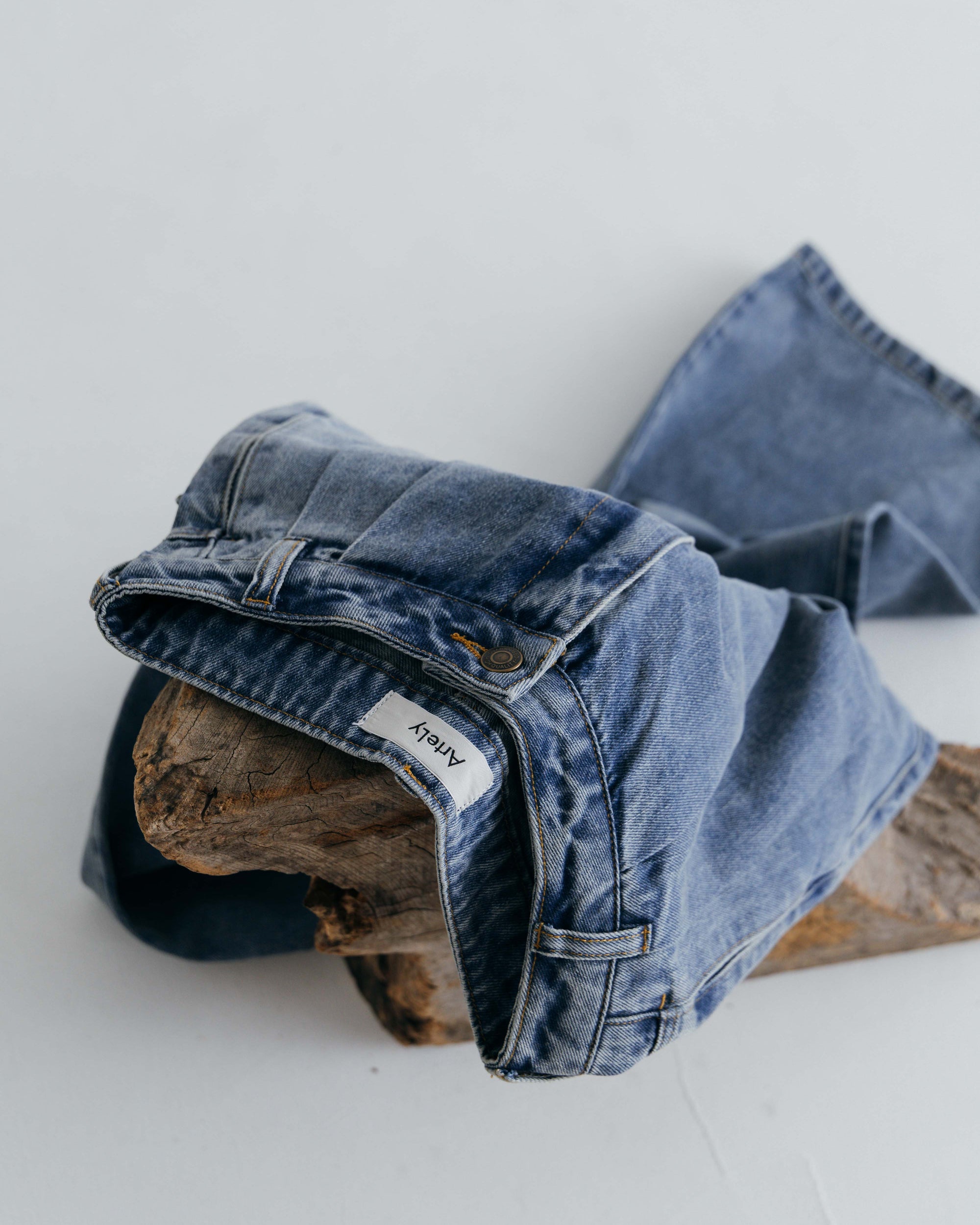 Tack Wide Denim Pants